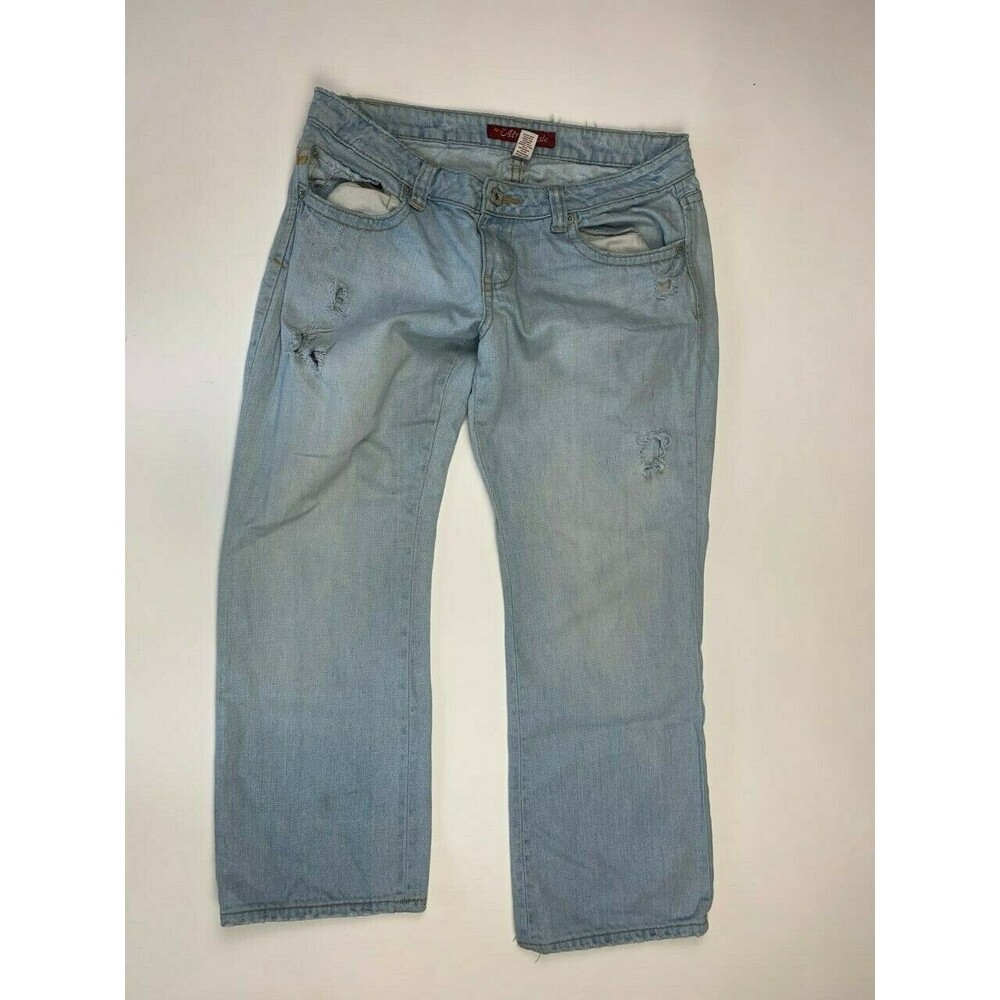 Aeropostale Womens Jeans Size 5/6 Light Wash Embroidery Distressed Torn Cropped